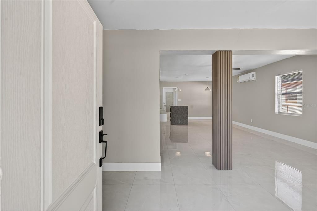 Active With Contract: $310,000 (3 beds, 2 baths, 1088 Square Feet)