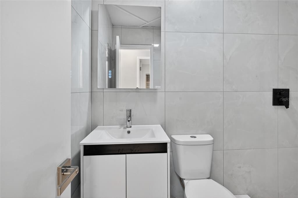 Active With Contract: $310,000 (3 beds, 2 baths, 1088 Square Feet)