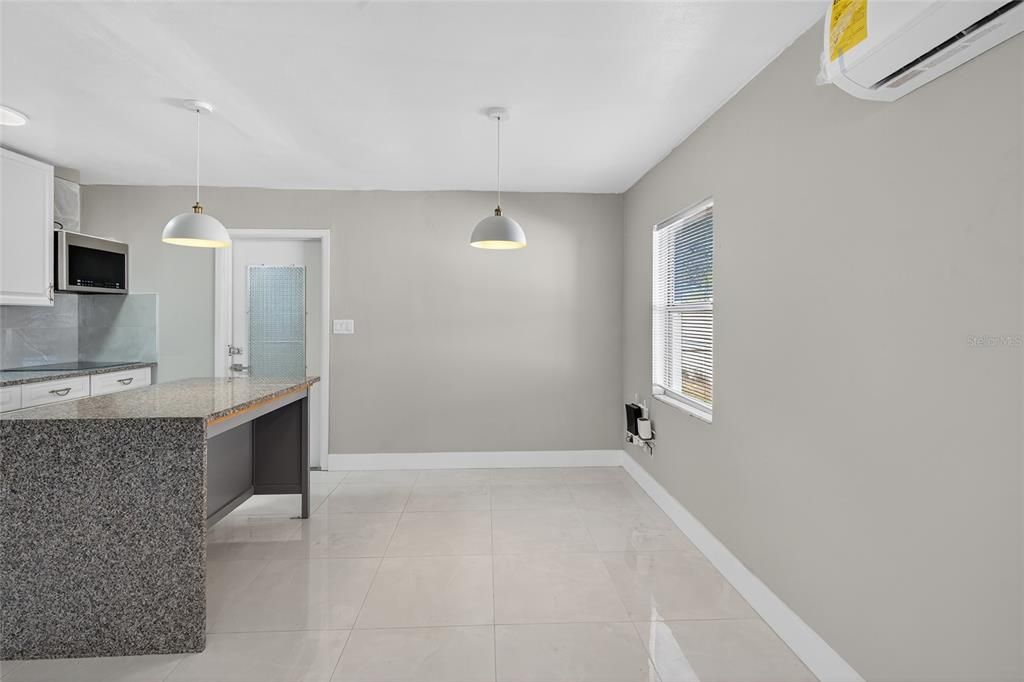 Active With Contract: $310,000 (3 beds, 2 baths, 1088 Square Feet)