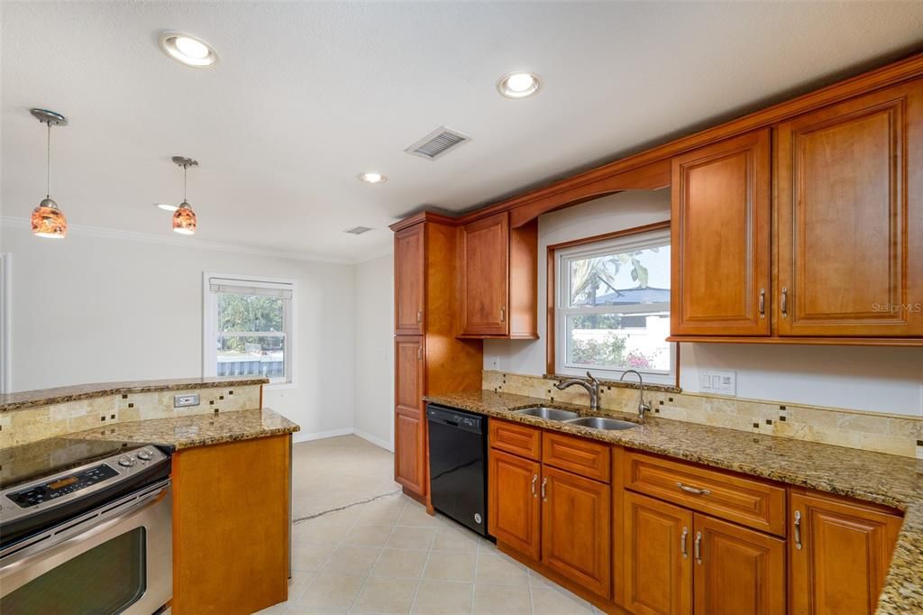 En Venta: $750,000 (3 camas, 2 baños, 1515 Pies cuadrados)