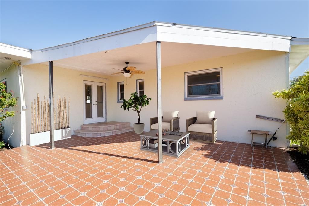 En Venta: $750,000 (3 camas, 2 baños, 1515 Pies cuadrados)