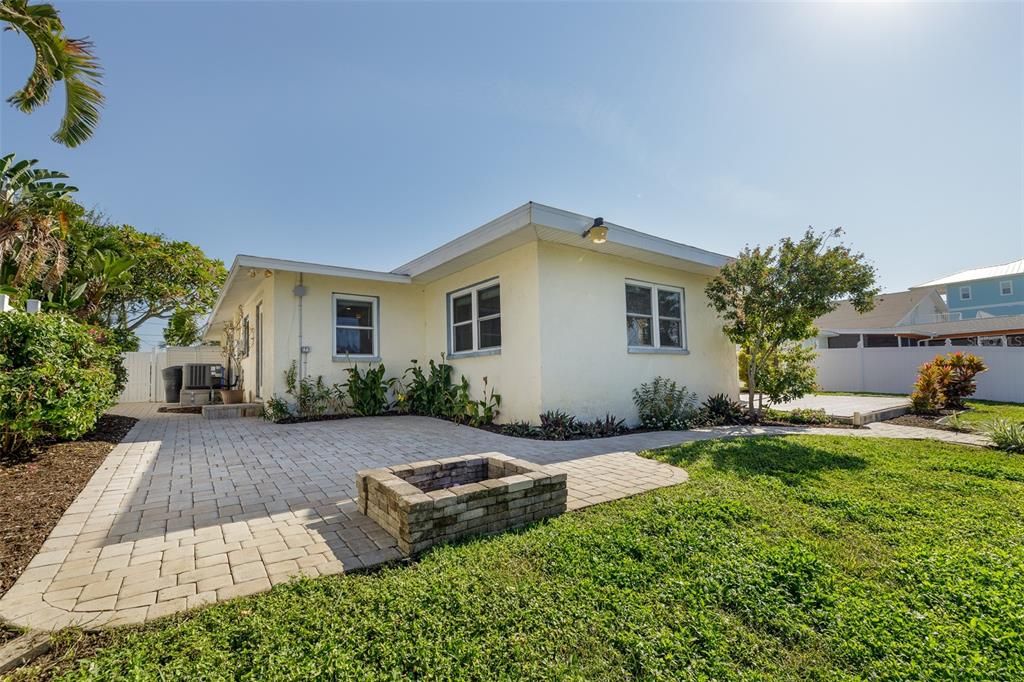 En Venta: $750,000 (3 camas, 2 baños, 1515 Pies cuadrados)