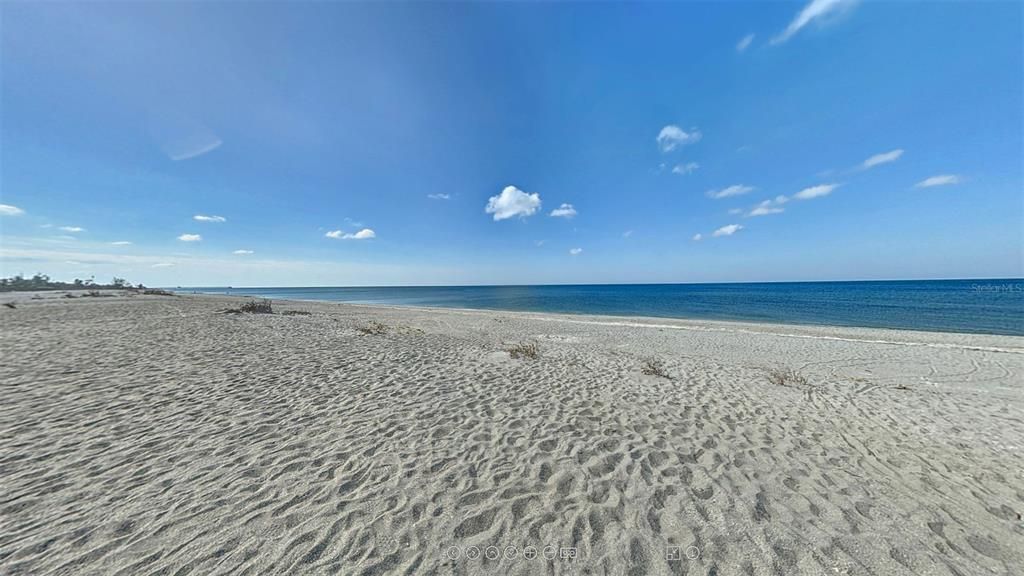 待售: $1,200,000 (3 贝兹, 3 浴室, 2039 平方英尺)