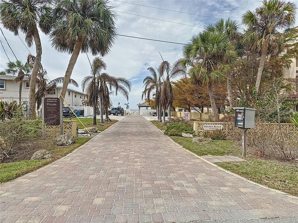 待售: $1,200,000 (3 贝兹, 3 浴室, 2039 平方英尺)