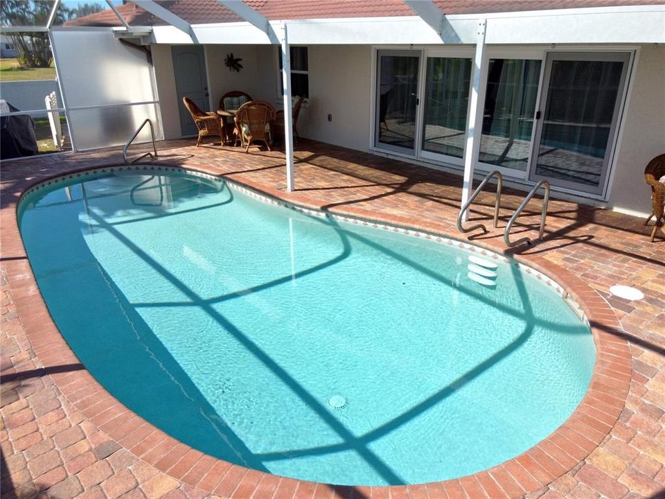 待售: $1,200,000 (3 贝兹, 3 浴室, 2039 平方英尺)