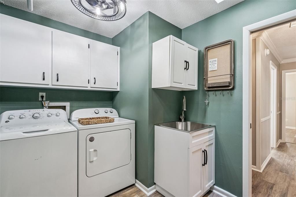 For Sale: $790,000 (4 beds, 2 baths, 2380 Square Feet)