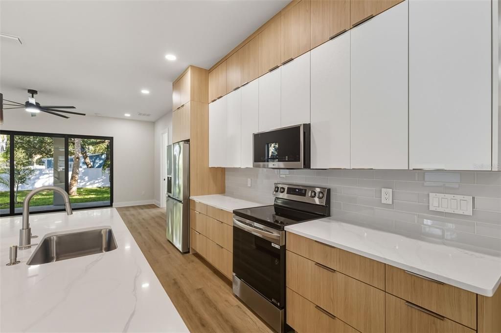 For Sale: $1,250,000 (4 beds, 4 baths, 3056 Square Feet)