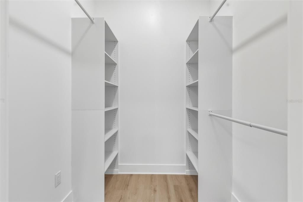 For Sale: $1,250,000 (4 beds, 4 baths, 3056 Square Feet)