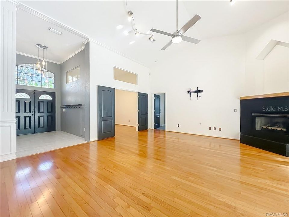 待售: $515,000 (3 贝兹, 2 浴室, 2514 平方英尺)