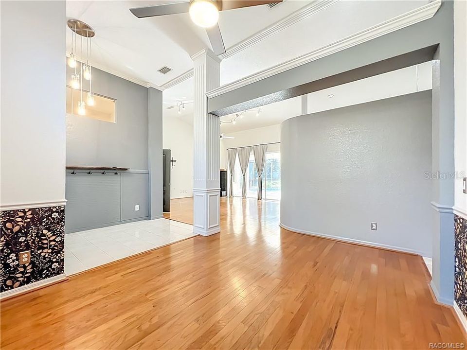 待售: $515,000 (3 贝兹, 2 浴室, 2514 平方英尺)