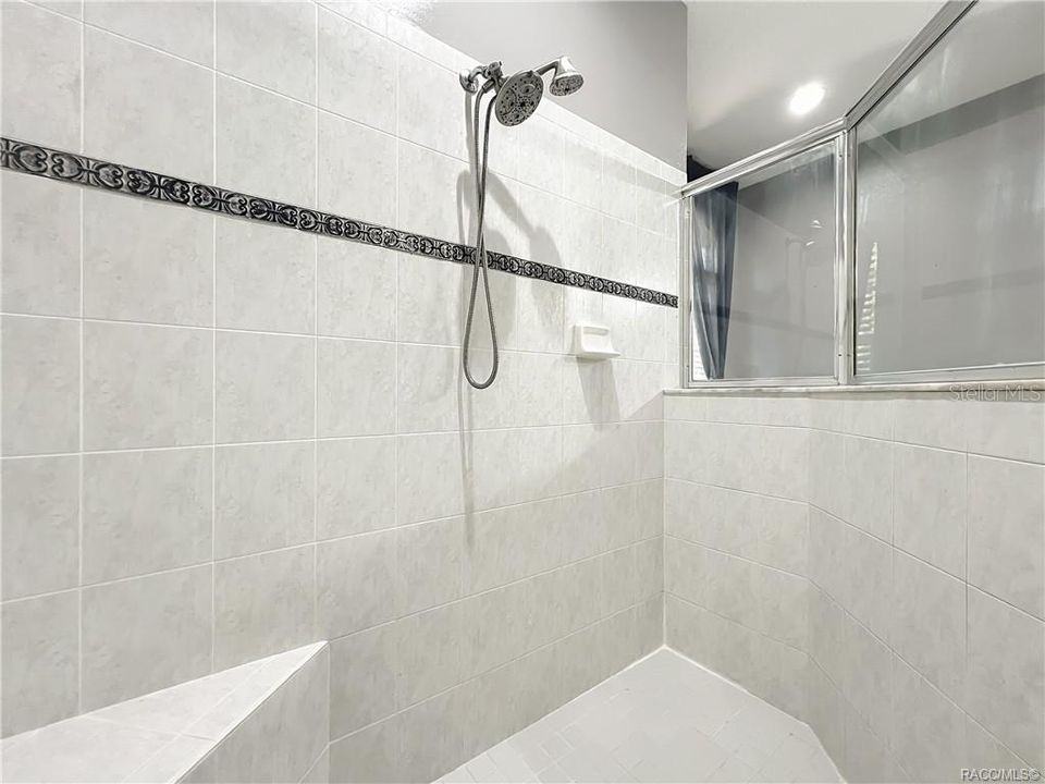 待售: $515,000 (3 贝兹, 2 浴室, 2514 平方英尺)