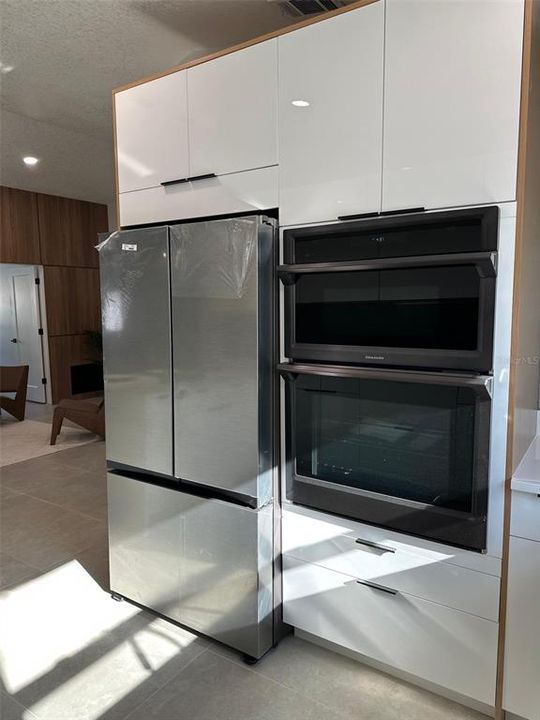 待售: $485,000 (4 贝兹, 2 浴室, 1636 平方英尺)