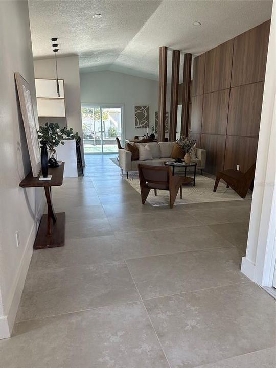 待售: $485,000 (4 贝兹, 2 浴室, 1636 平方英尺)