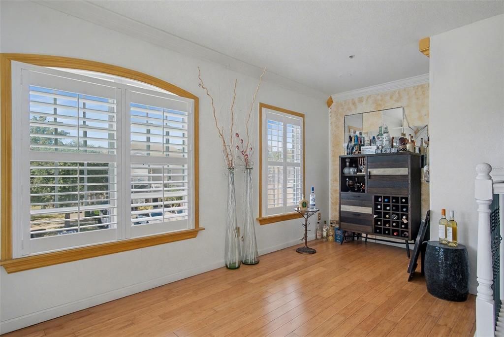 For Sale: $182,500 (2 beds, 2 baths, 1222 Square Feet)