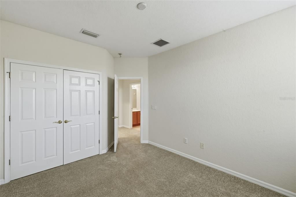 For Sale: $260,000 (3 beds, 2 baths, 1706 Square Feet)