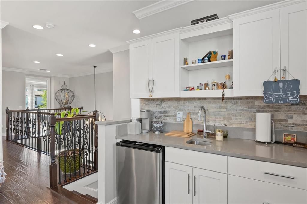 For Sale: $1,299,000 (5 beds, 5 baths, 3976 Square Feet)