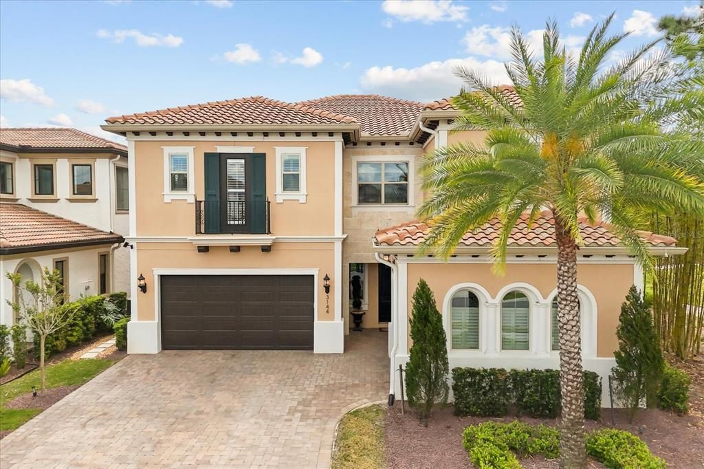 For Sale: $1,299,000 (5 beds, 5 baths, 3976 Square Feet)