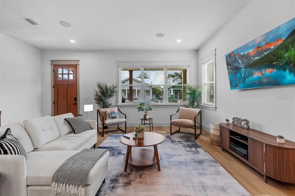 Active With Contract: $3,299 (3 beds, 2 baths, 1650 Square Feet)