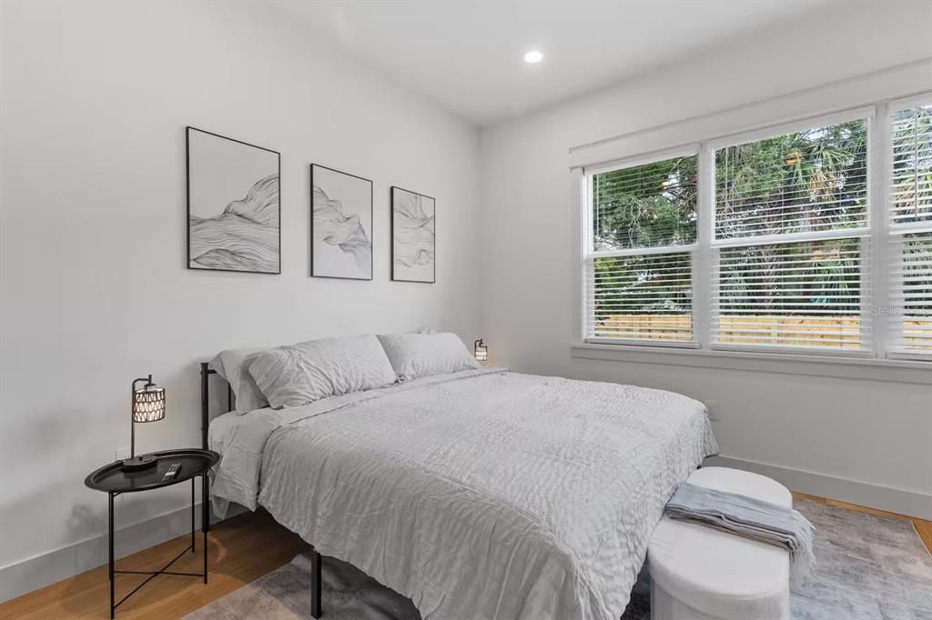 Active With Contract: $3,299 (3 beds, 2 baths, 1650 Square Feet)