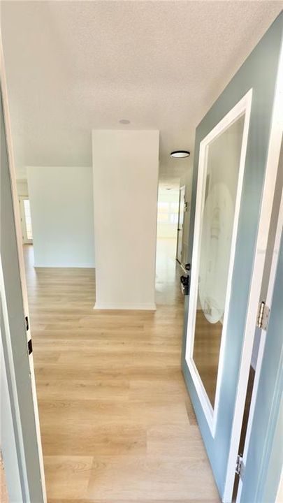 For Rent: $2,600 (3 beds, 2 baths, 1581 Square Feet)