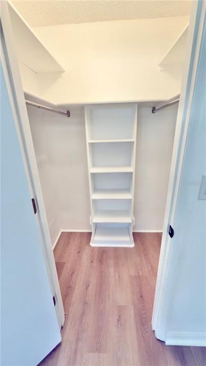 For Rent: $2,600 (3 beds, 2 baths, 1581 Square Feet)