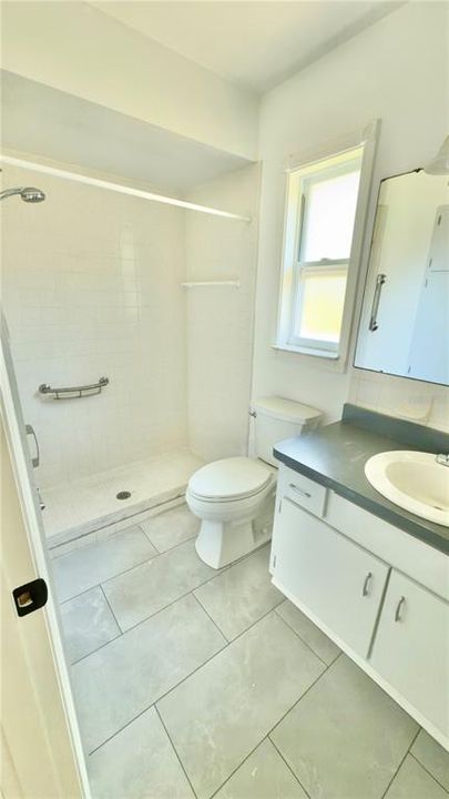 For Rent: $2,600 (3 beds, 2 baths, 1581 Square Feet)