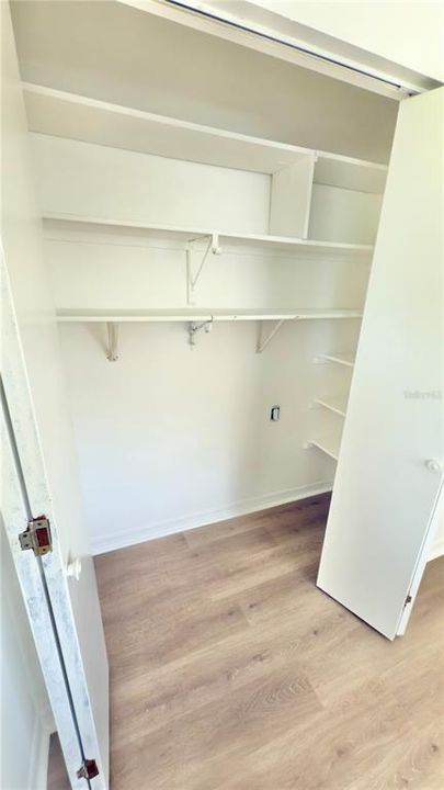 For Rent: $2,600 (3 beds, 2 baths, 1581 Square Feet)