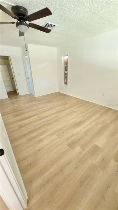 For Rent: $2,600 (3 beds, 2 baths, 1581 Square Feet)