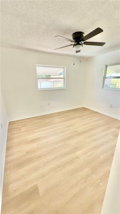 For Rent: $2,600 (3 beds, 2 baths, 1581 Square Feet)