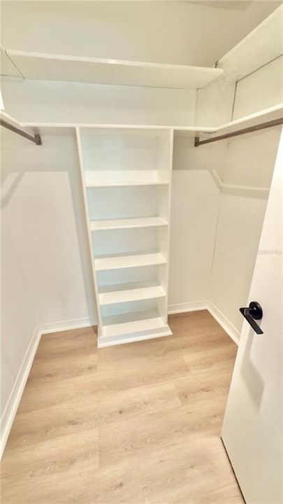 For Rent: $2,600 (3 beds, 2 baths, 1581 Square Feet)