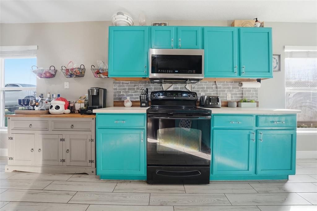 待售: $275,000 (3 贝兹, 2 浴室, 1443 平方英尺)