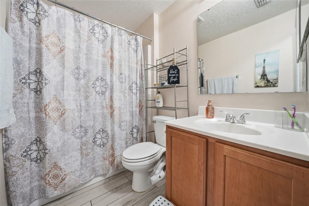 待售: $275,000 (3 贝兹, 2 浴室, 1443 平方英尺)