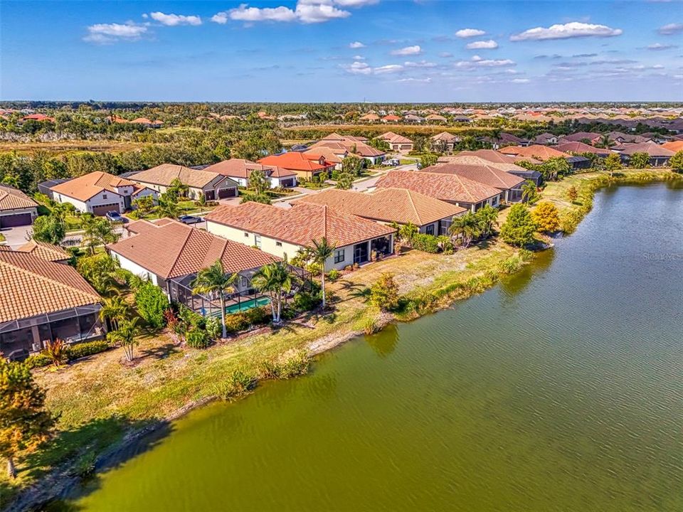 For Sale: $749,500 (3 beds, 2 baths, 2064 Square Feet)
