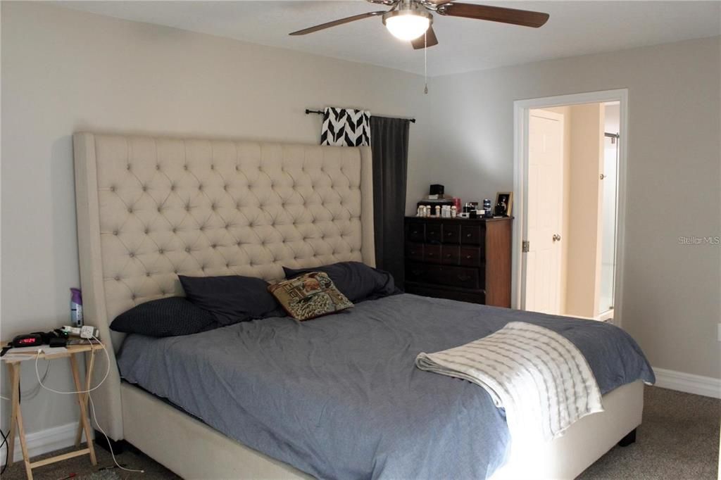 待售: $279,900 (3 贝兹, 2 浴室, 1374 平方英尺)