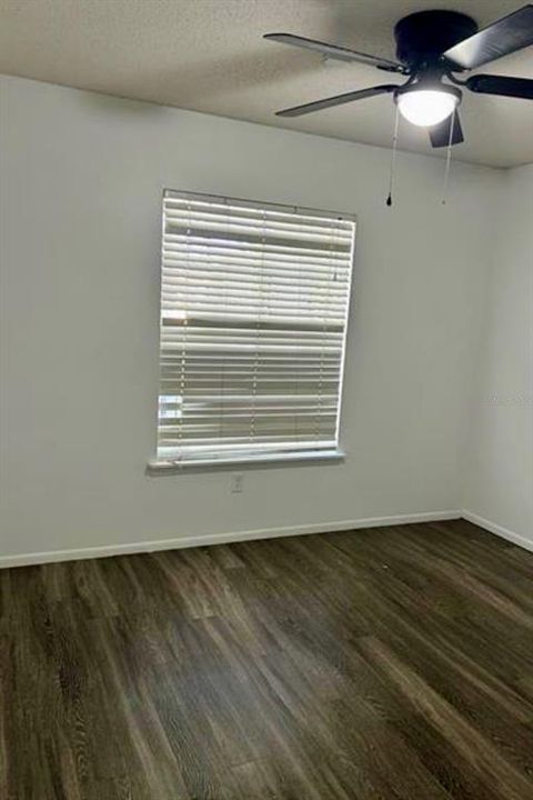 Activo con contrato: $202,000 (2 camas, 2 baños, 919 Pies cuadrados)