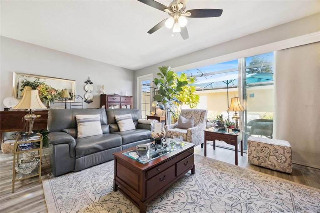 待售: $473,000 (3 贝兹, 3 浴室, 1830 平方英尺)