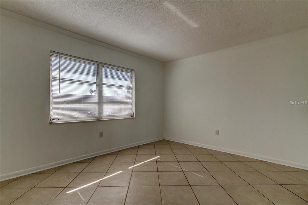 На продажу: $120,000 (1 спален, 1 ванн, 747 Квадратных фут)