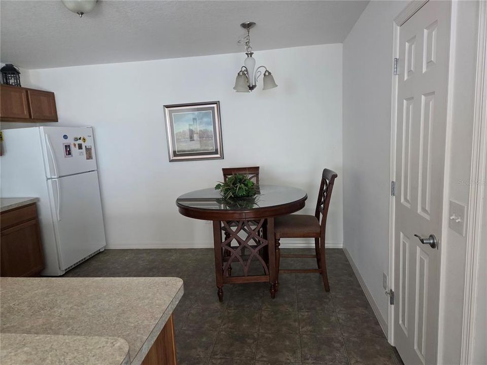 For Sale: $249,788 (2 beds, 2 baths, 1156 Square Feet)