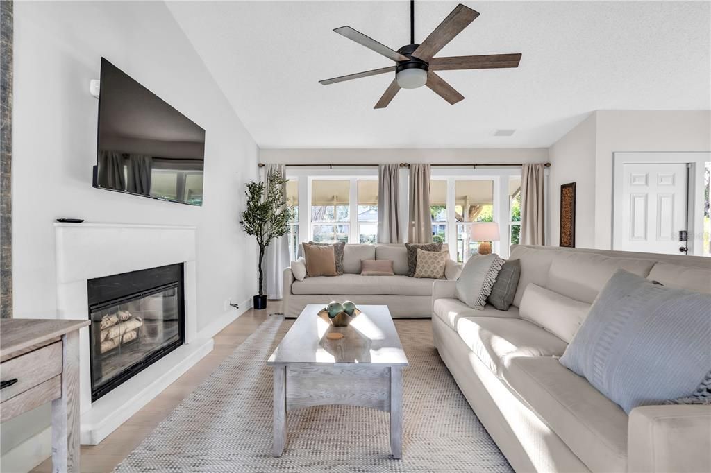 For Sale: $599,000 (3 beds, 2 baths, 1500 Square Feet)