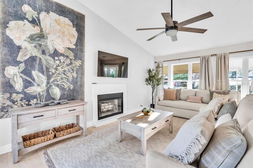 For Sale: $599,000 (3 beds, 2 baths, 1500 Square Feet)