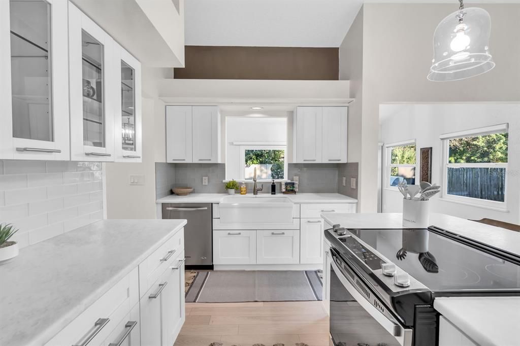 For Sale: $599,000 (3 beds, 2 baths, 1500 Square Feet)