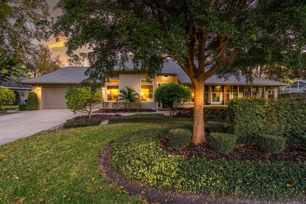 For Sale: $599,000 (3 beds, 2 baths, 1500 Square Feet)