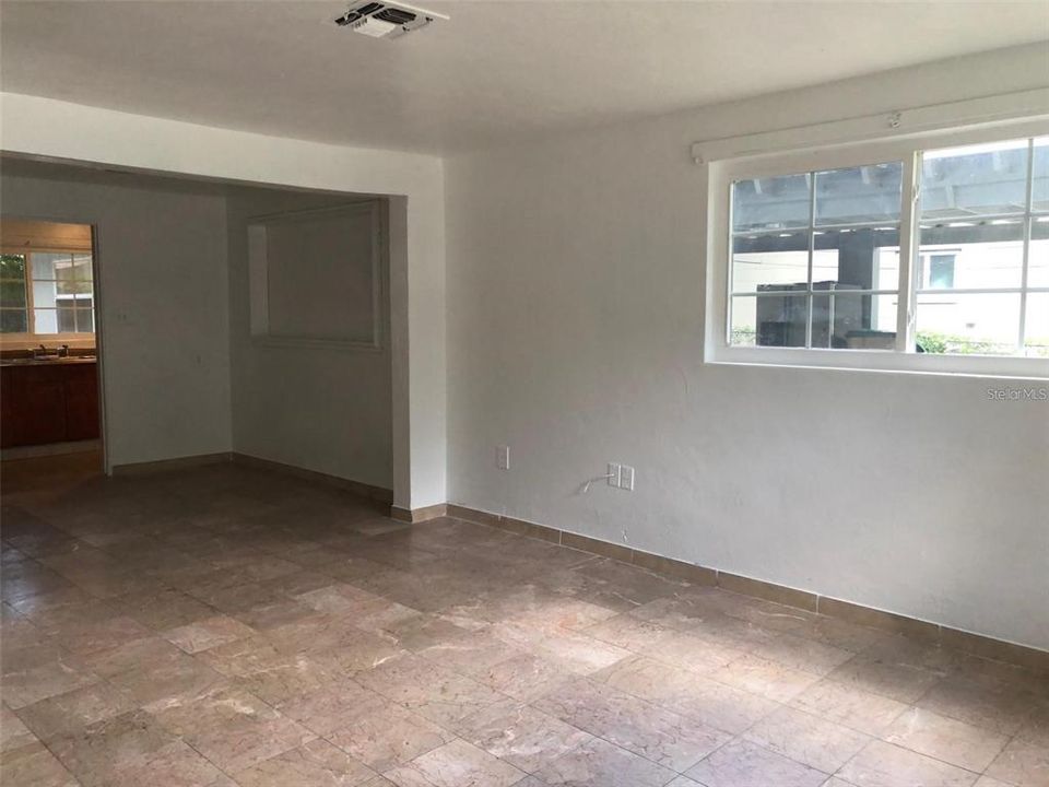 出租: $1,849 (3 贝兹, 2 浴室, 1151 平方英尺)