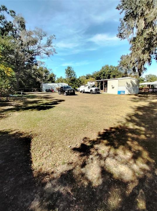 合同活跃: $300,000 (3 贝兹, 2 浴室, 1872 平方英尺)