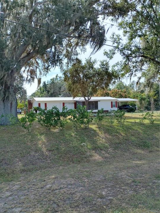 合同活跃: $300,000 (3 贝兹, 2 浴室, 1872 平方英尺)