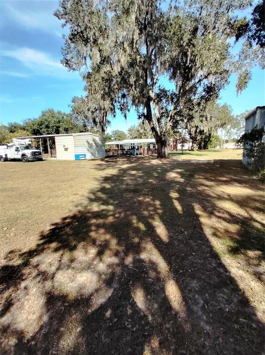 合同活跃: $300,000 (3 贝兹, 2 浴室, 1872 平方英尺)