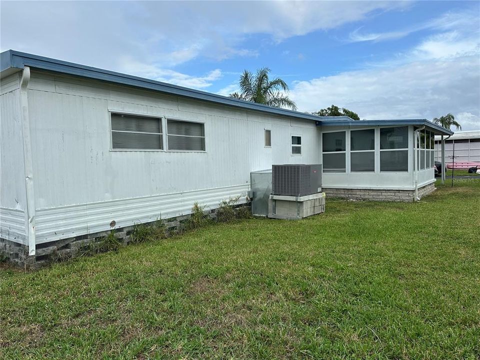 На продажу: $30,000 (2 спален, 1 ванн, 672 Квадратных фут)