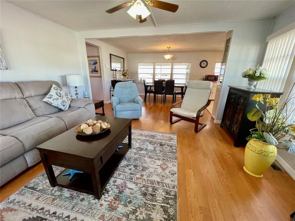 En Venta: $119,900 (2 camas, 1 baños, 863 Pies cuadrados)