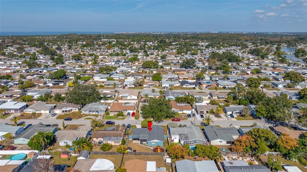 合同活跃: $235,000 (3 贝兹, 2 浴室, 1368 平方英尺)