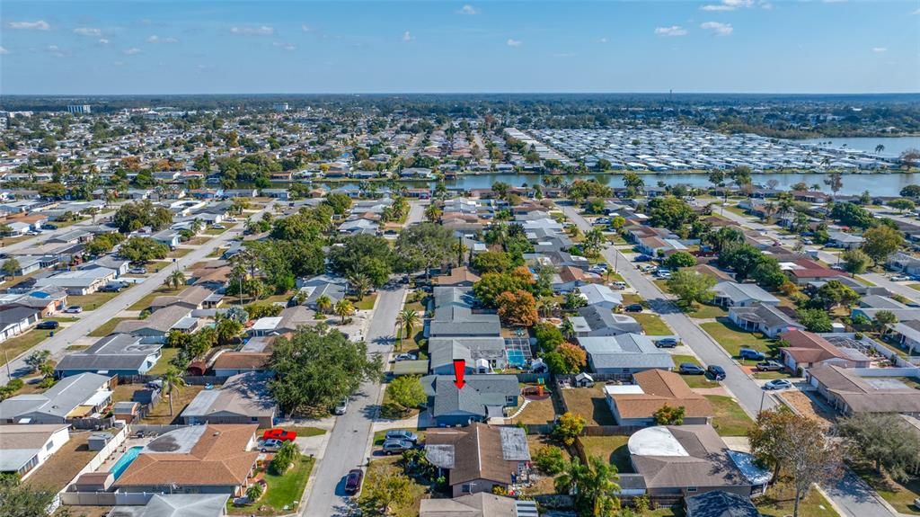 合同活跃: $235,000 (3 贝兹, 2 浴室, 1368 平方英尺)